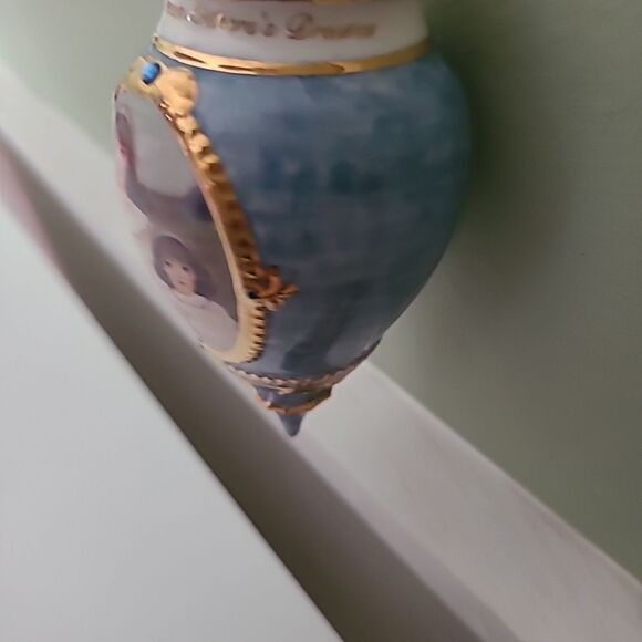 Sisters Ornament  - Picture 4 of 6